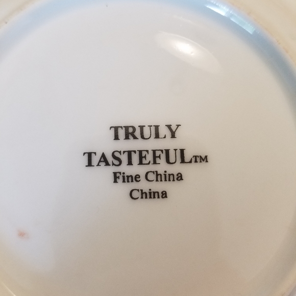 Teuly Tasteful Bone China Cup and Saucer - Picture 6 of 7